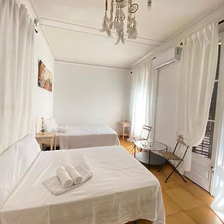 Piso Y Patio Apartment Barcelona Ngoại thất bức ảnh