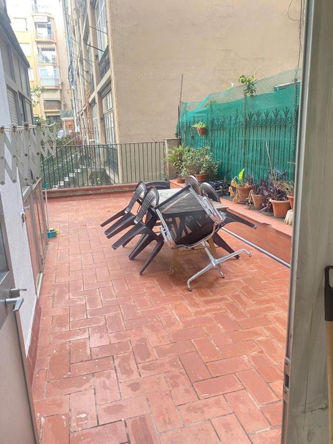 Piso Y Patio Apartment Barcelona Ngoại thất bức ảnh
