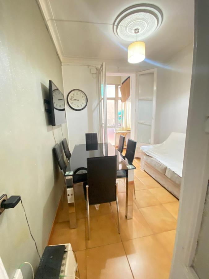 Piso Y Patio Apartment Barcelona Ngoại thất bức ảnh